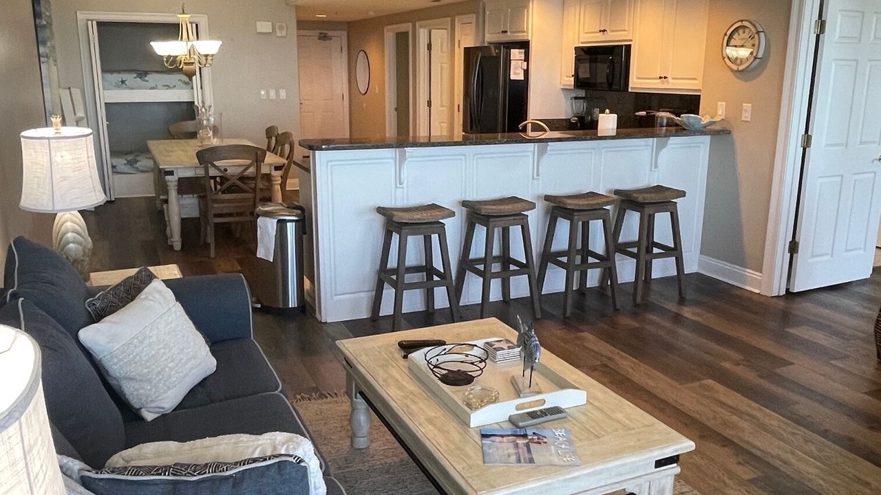 Photo of Livingroom in Lower Grand Lagoon