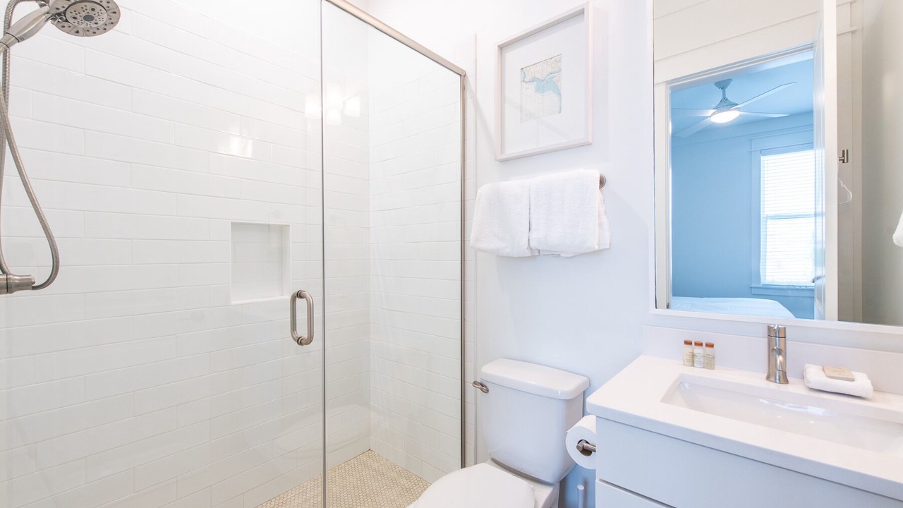 Photo of Bathroom in Sunnyside