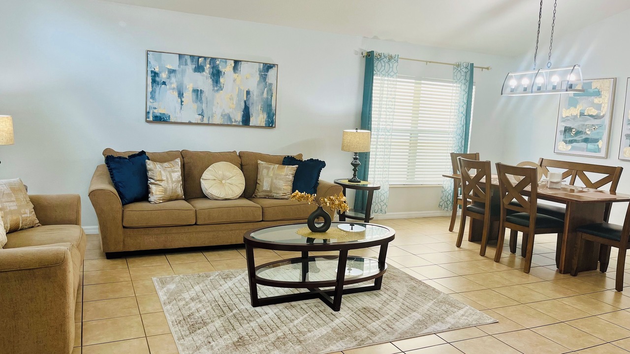 Photo of Bedroom in Veranda Palms