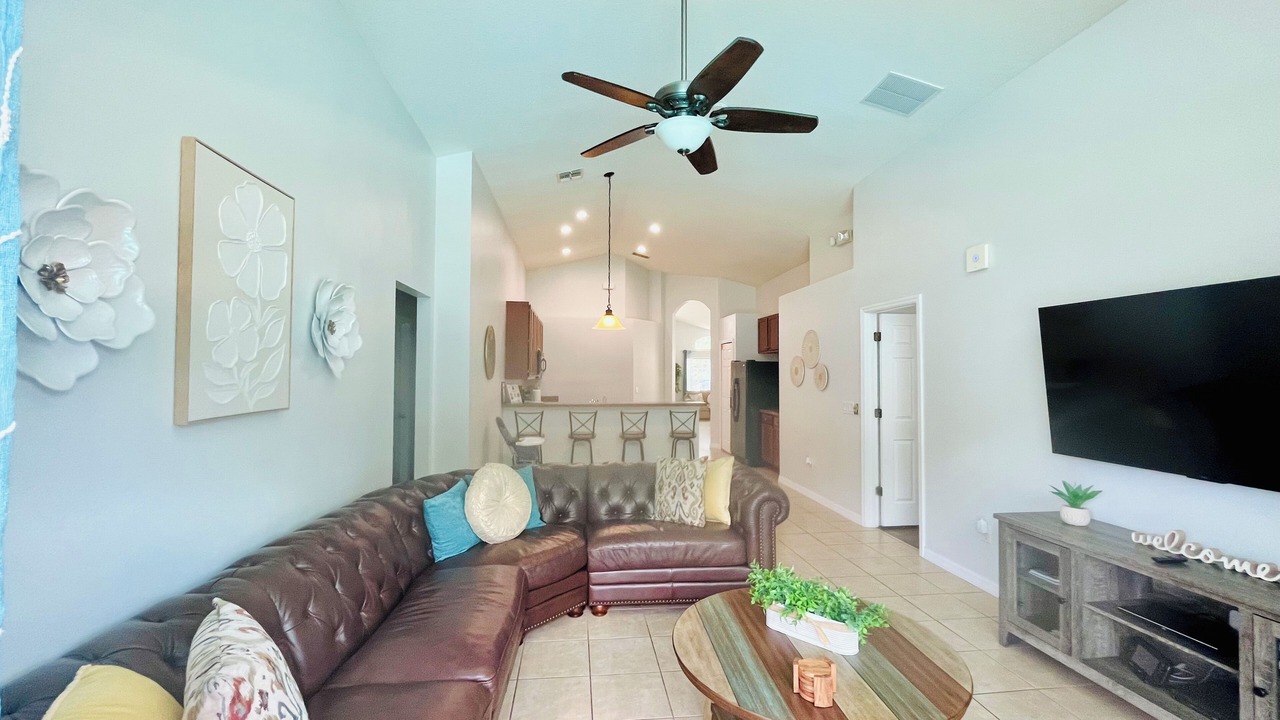 Photo of Bedroom in Veranda Palms