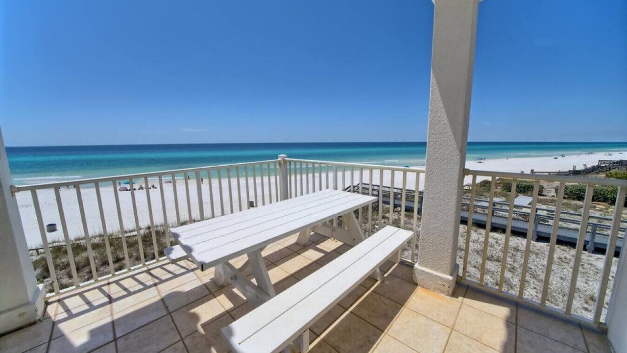 Photo of Outdoor in Fort Bay