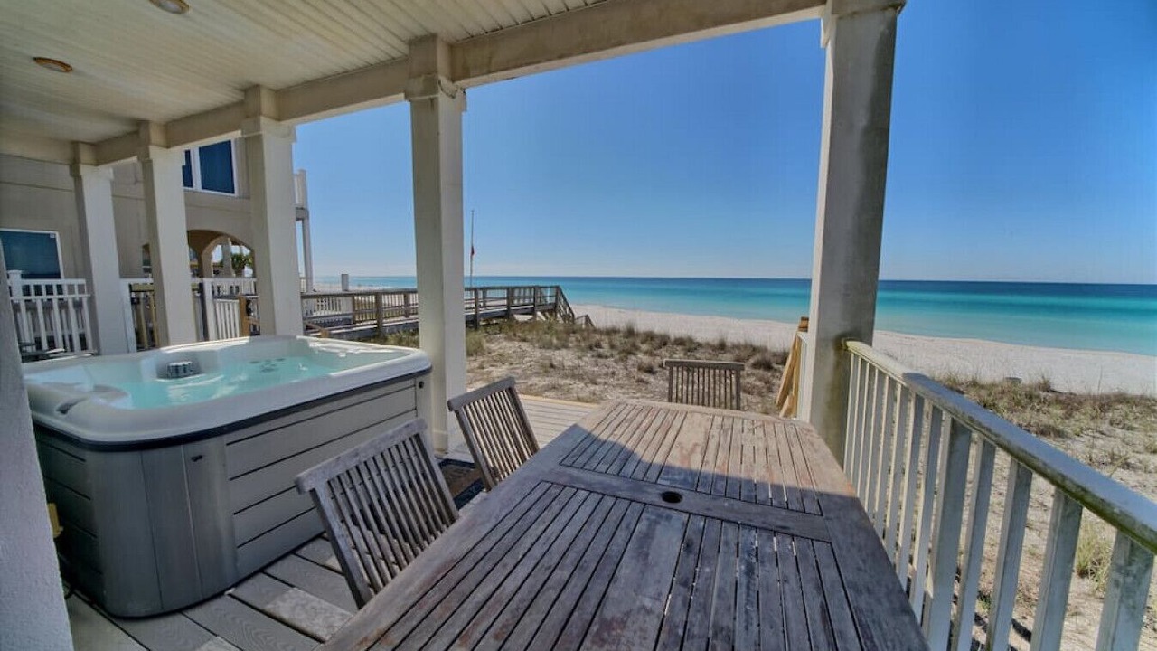 Photo of Patio Balcony in Hollywood Beach