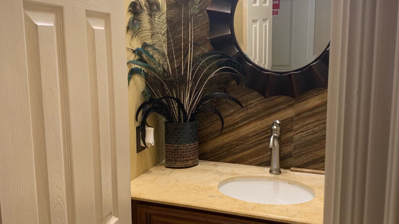 Photo of Bedroom in Little Woods