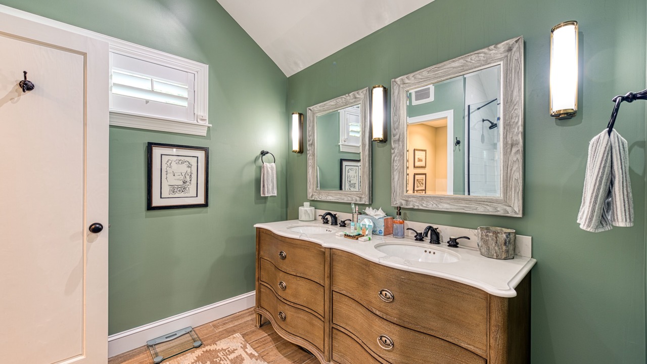 Photo of Bathroom in Downtown