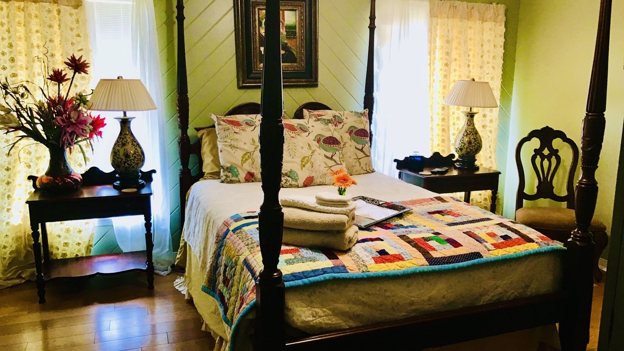 Photo of Bedroom in Hattiesburg