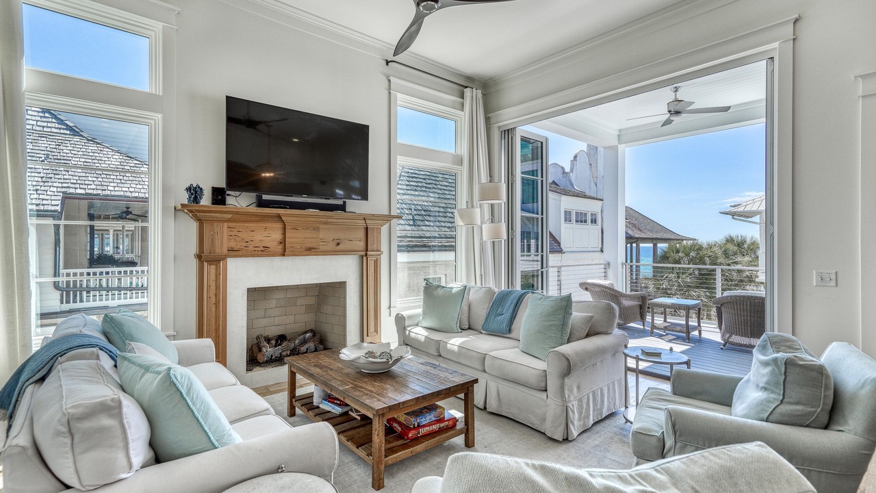 Photo of Livingroom in Rosemary Beach
