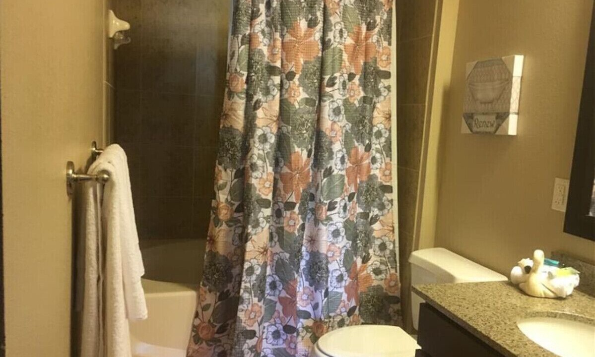 Photo of Bathroom in Grogan's Mill
