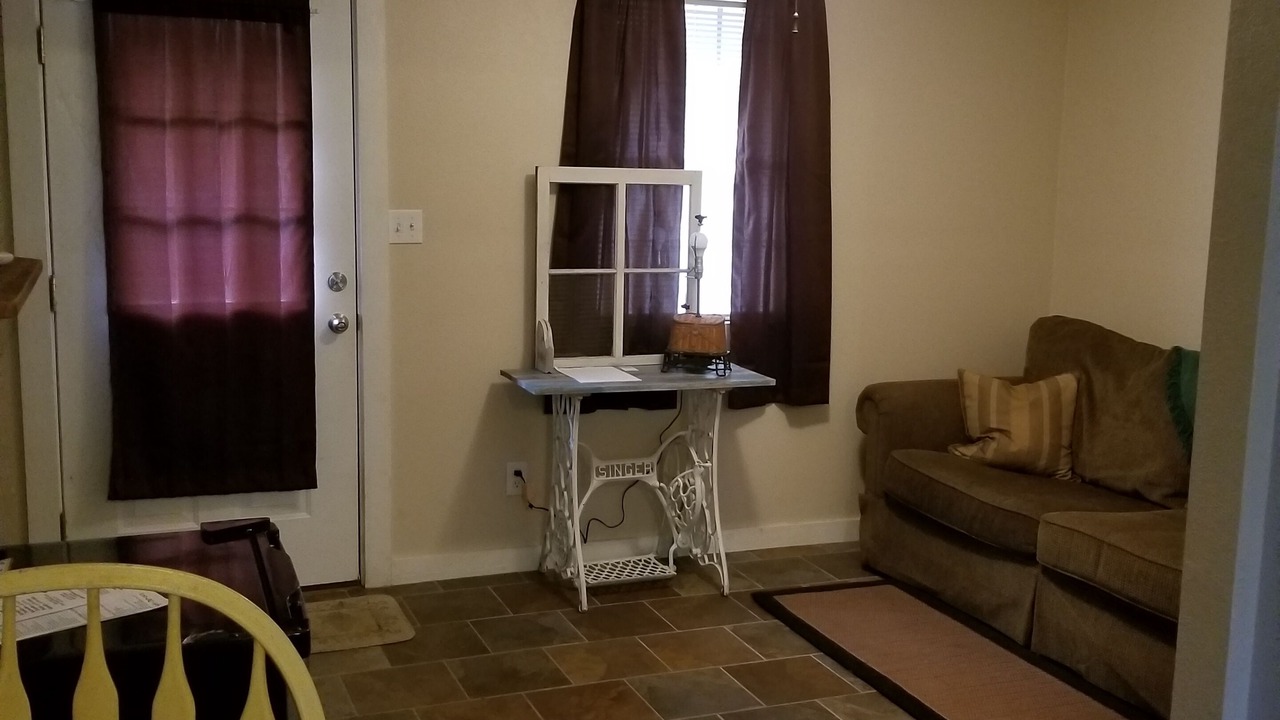 Photo of Livingroom in Hemphill