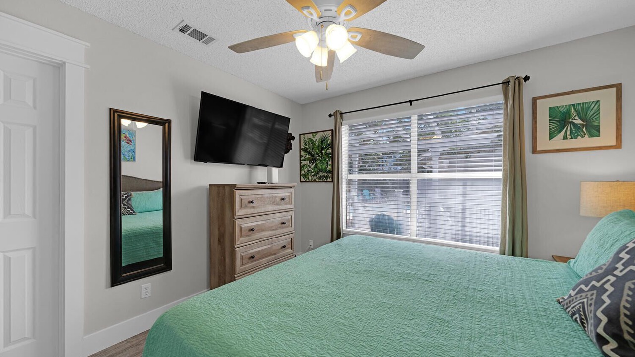 Photo of Bedroom in Clipper Cove