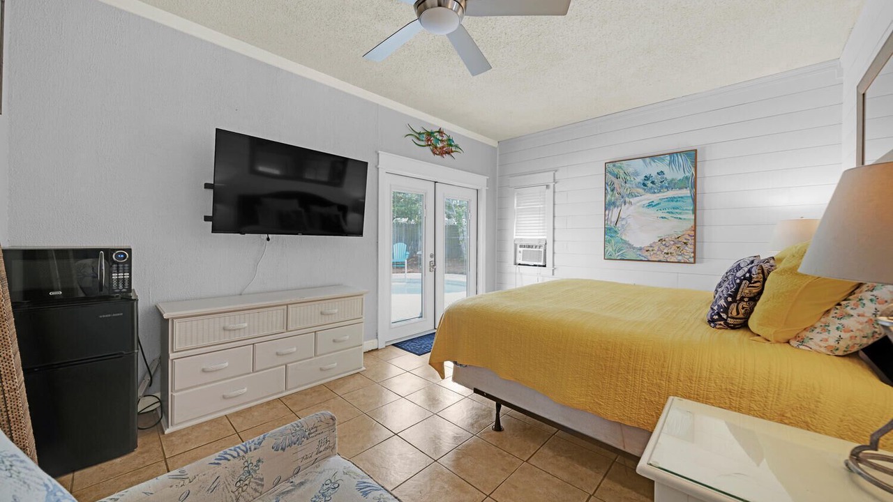 Photo of Bedroom in Clipper Cove