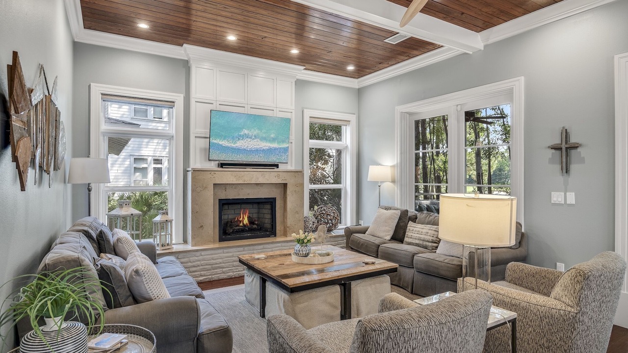 Photo of Livingroom in Miramar Beach