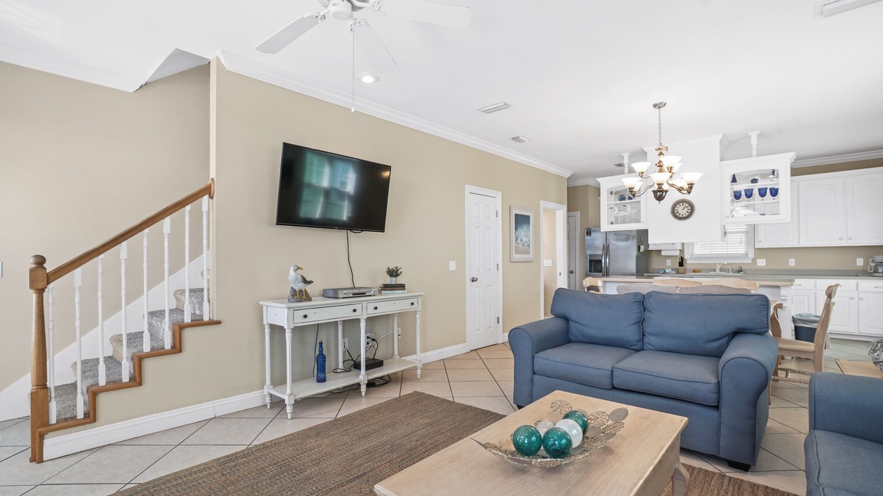Photo of Livingroom in Lullwater Beach