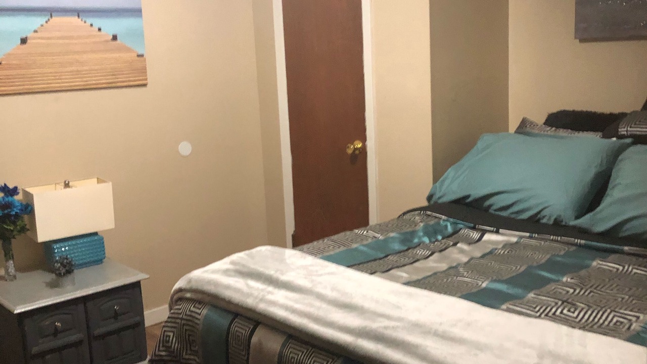 Photo of Bedroom in Lake