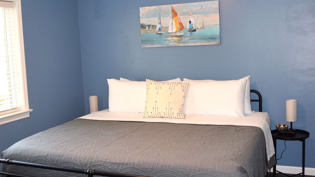 Photo of Bedroom in Guntersville