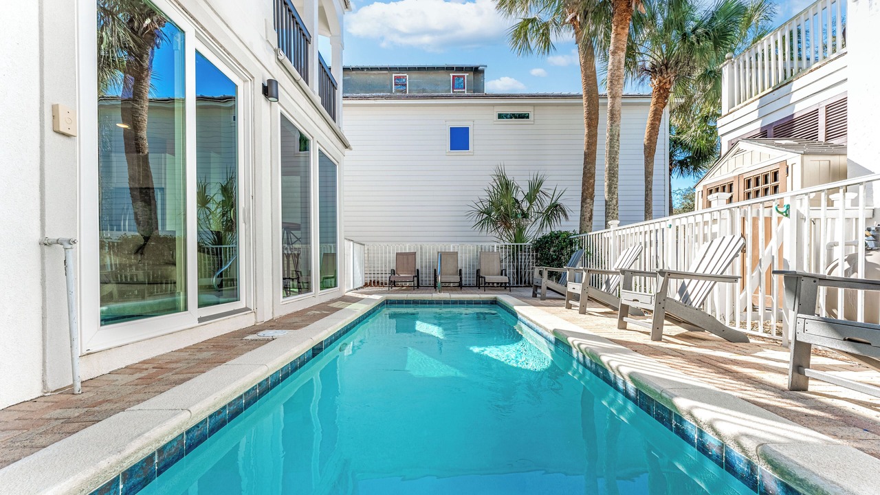 Photo of Outdoor in Seawalk Circle