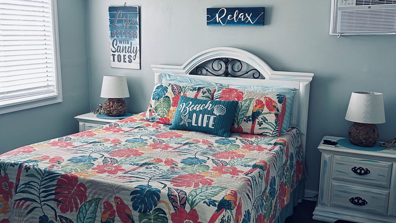 Photo of Bedroom in Mexico Beach