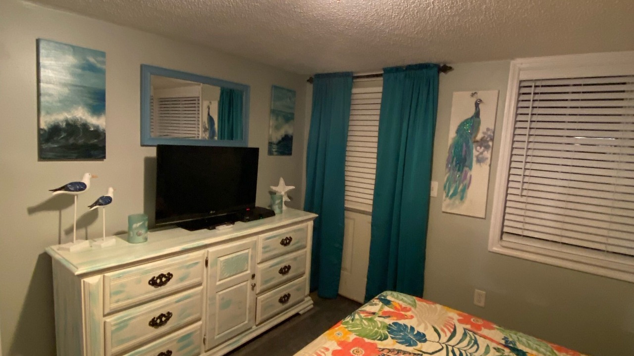 Photo of Bedroom in Mexico Beach