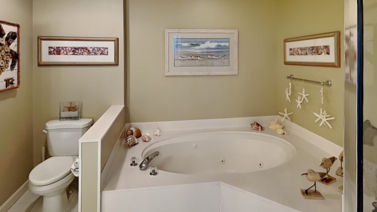 Photo of Bathroom in Navarre Beach