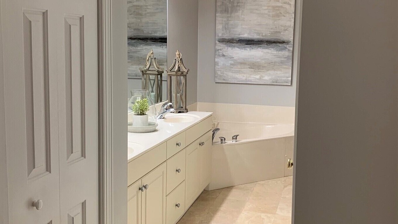 Photo of Bedroom in Seacrest Beach