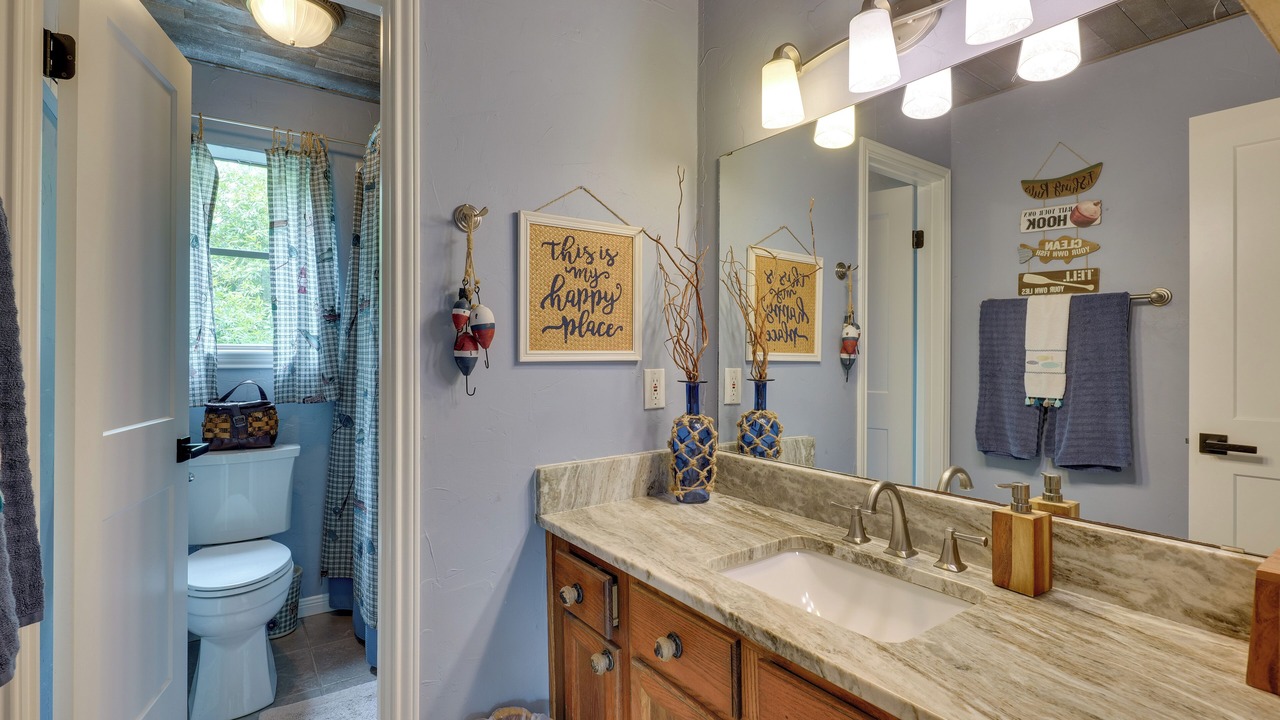 Photo of Bathroom in West Livingston