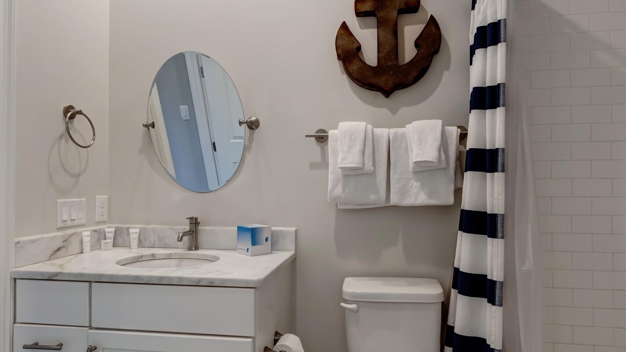 Photo of Bathroom in Villa Lago