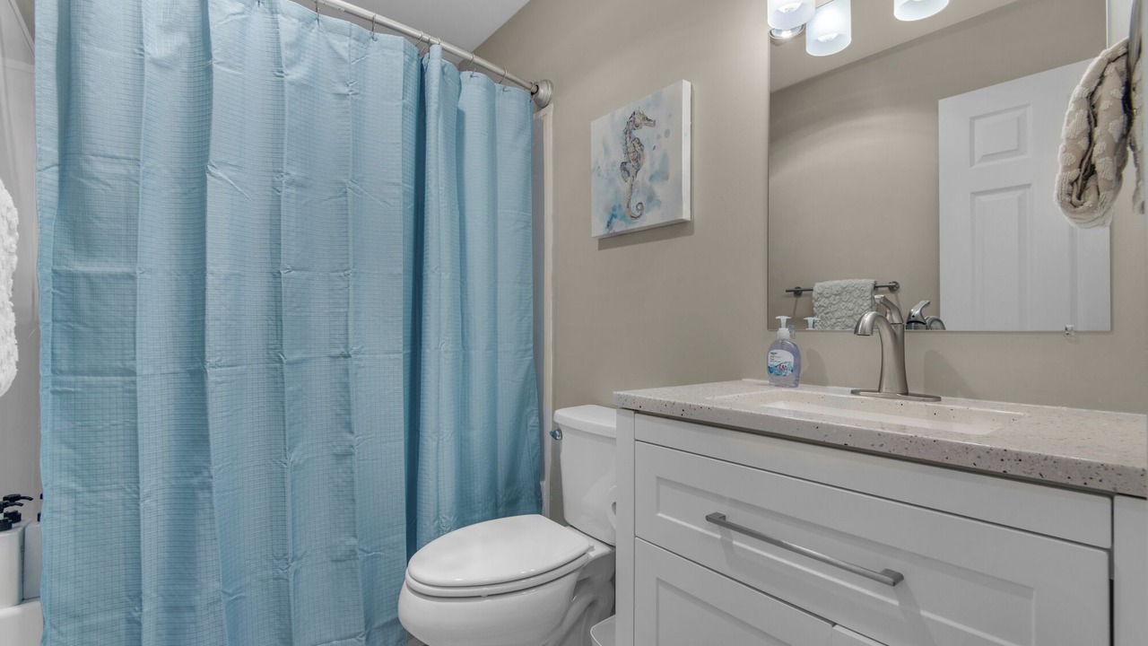 Photo of Bathroom in Holiday Isle