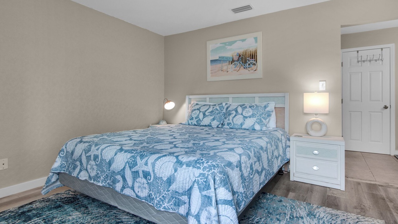 Photo of Bedroom in Holiday Isle