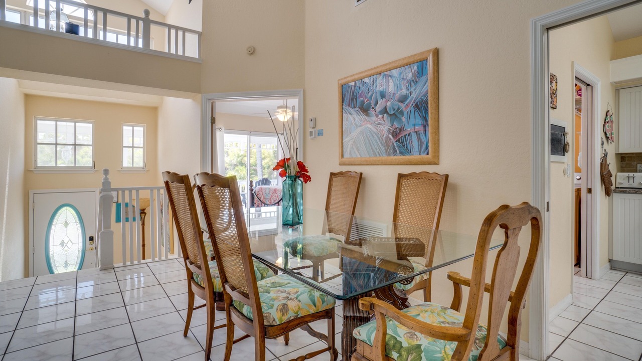 Photo of Livingroom in Holmes Beach