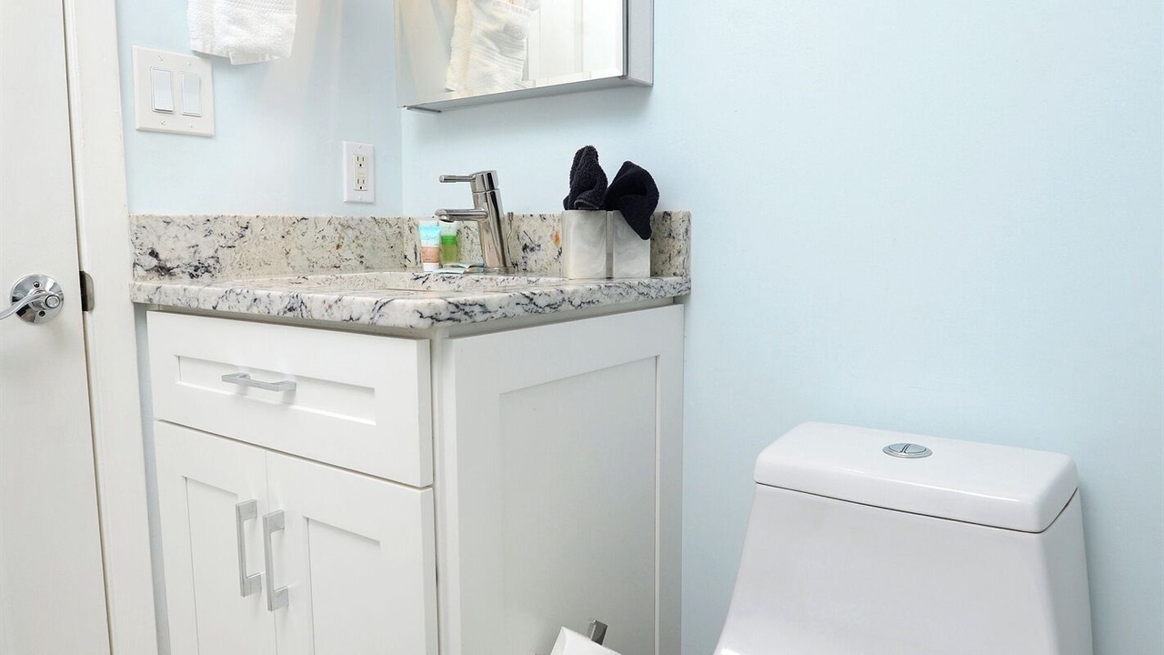 Photo of Bathroom in Sunnyside
