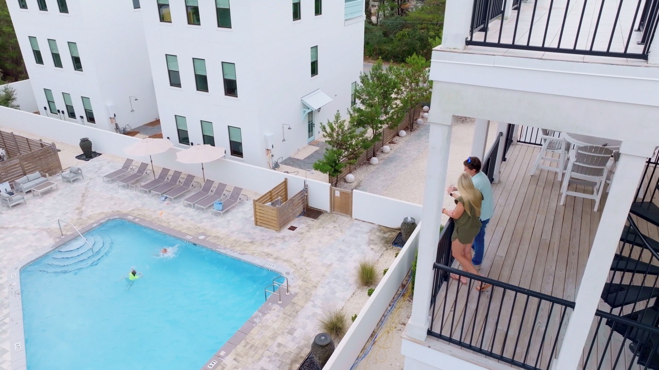 Photo of Patio Balcony in Inlet Beach