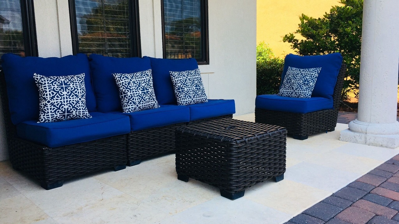 Photo of Patio Balcony in Villa Lago
