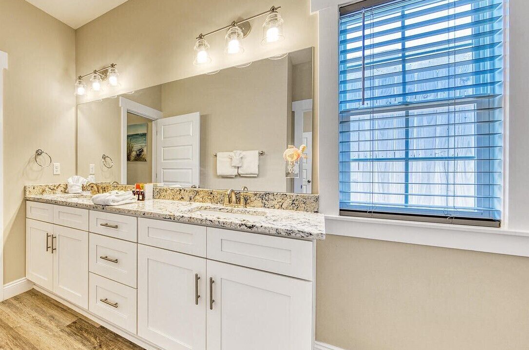 Photo of Bathroom in Bahama Beach