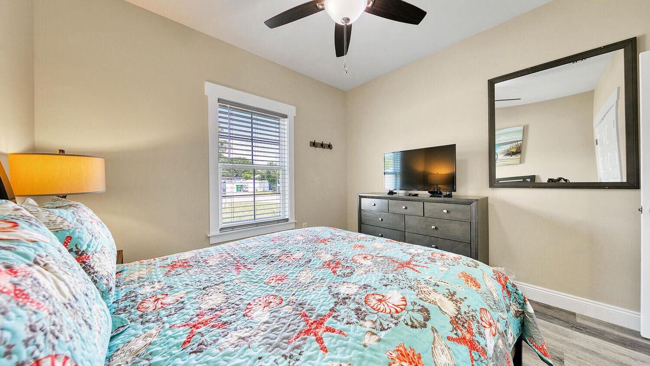 Photo of Bedroom in Bahama Beach