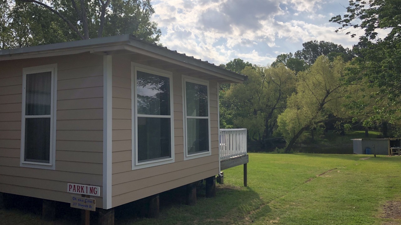 Photo of Outdoor in Milam