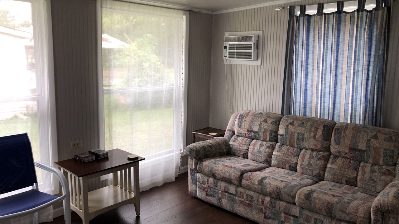 Photo of Bedroom in Milam