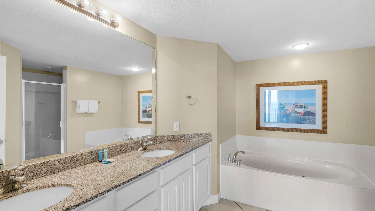 Photo of Bathroom in Long Beach