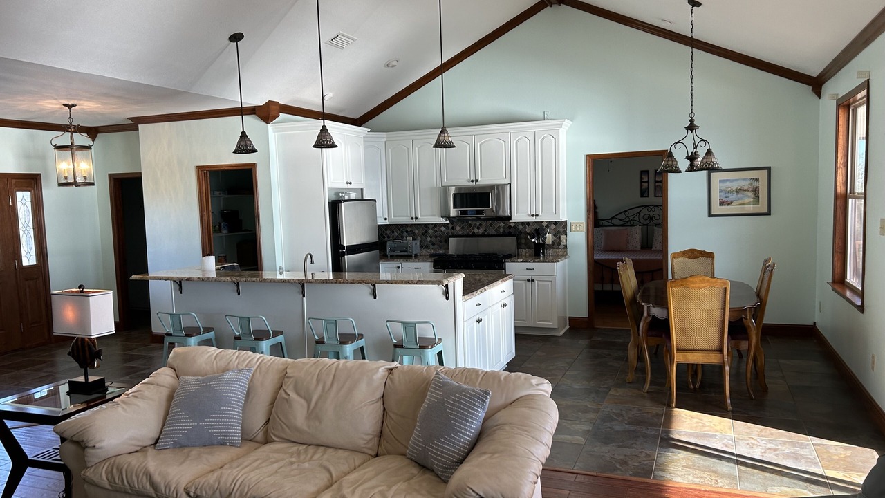 Photo of Livingroom in Ocean Springs