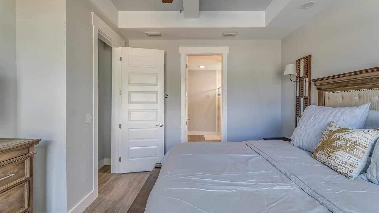 Photo of Bedroom in Laguna Beach Estates