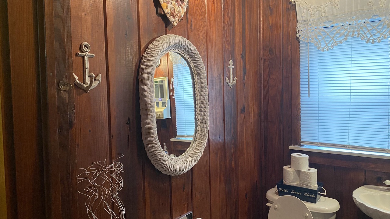 Photo of Bathroom in Laguna Beach