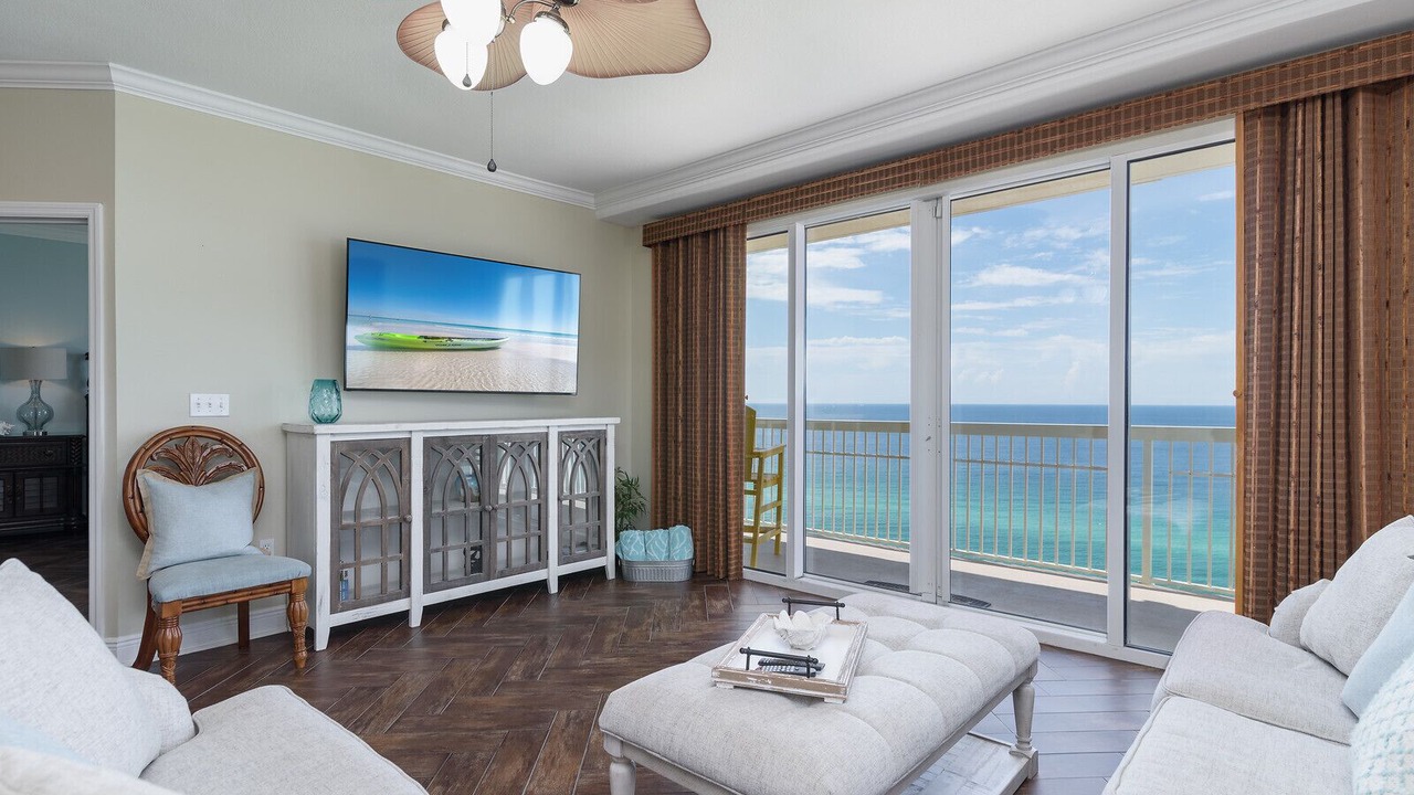 Photo of Livingroom in Miramar Beach