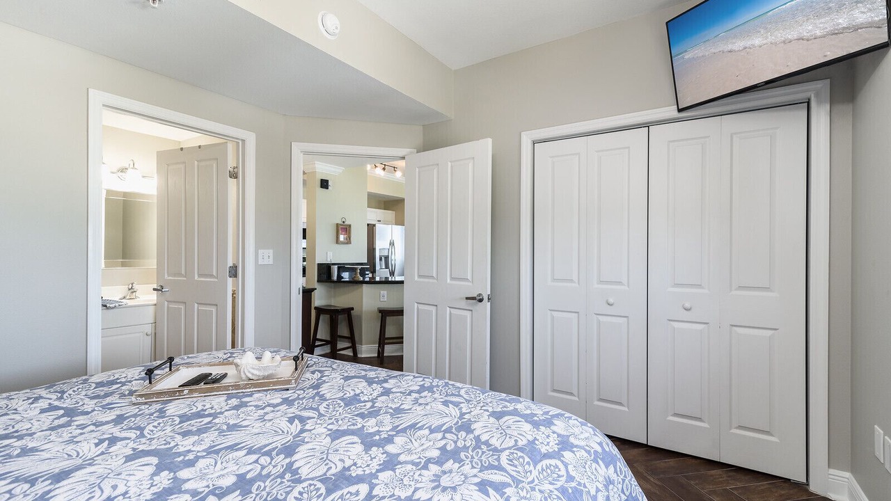 Photo of Bedroom in Miramar Beach