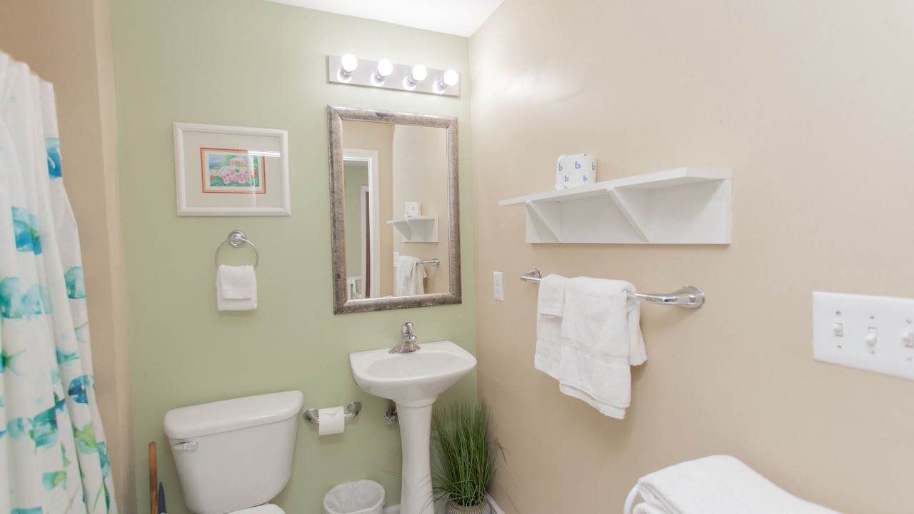 Photo of Bathroom in West Panama City Beach