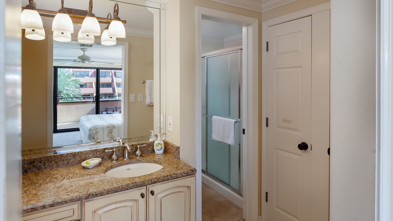 Photo of Bathroom in Holiday Isle