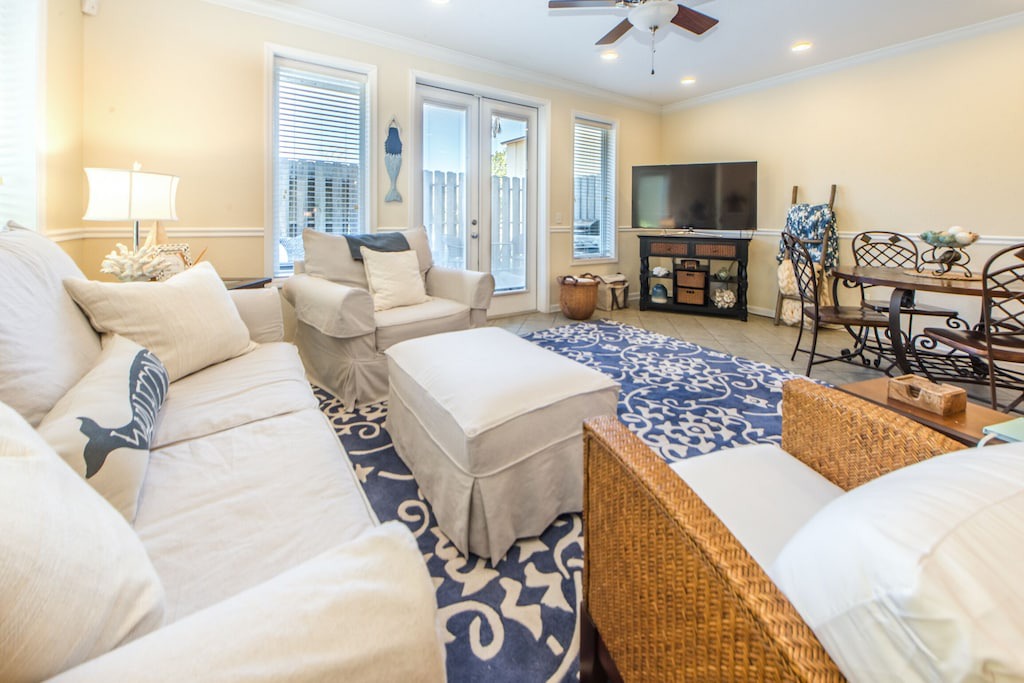 Photo of Livingroom in Sunnyside