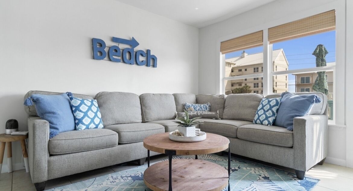Photo of Livingroom in Navarre Beach
