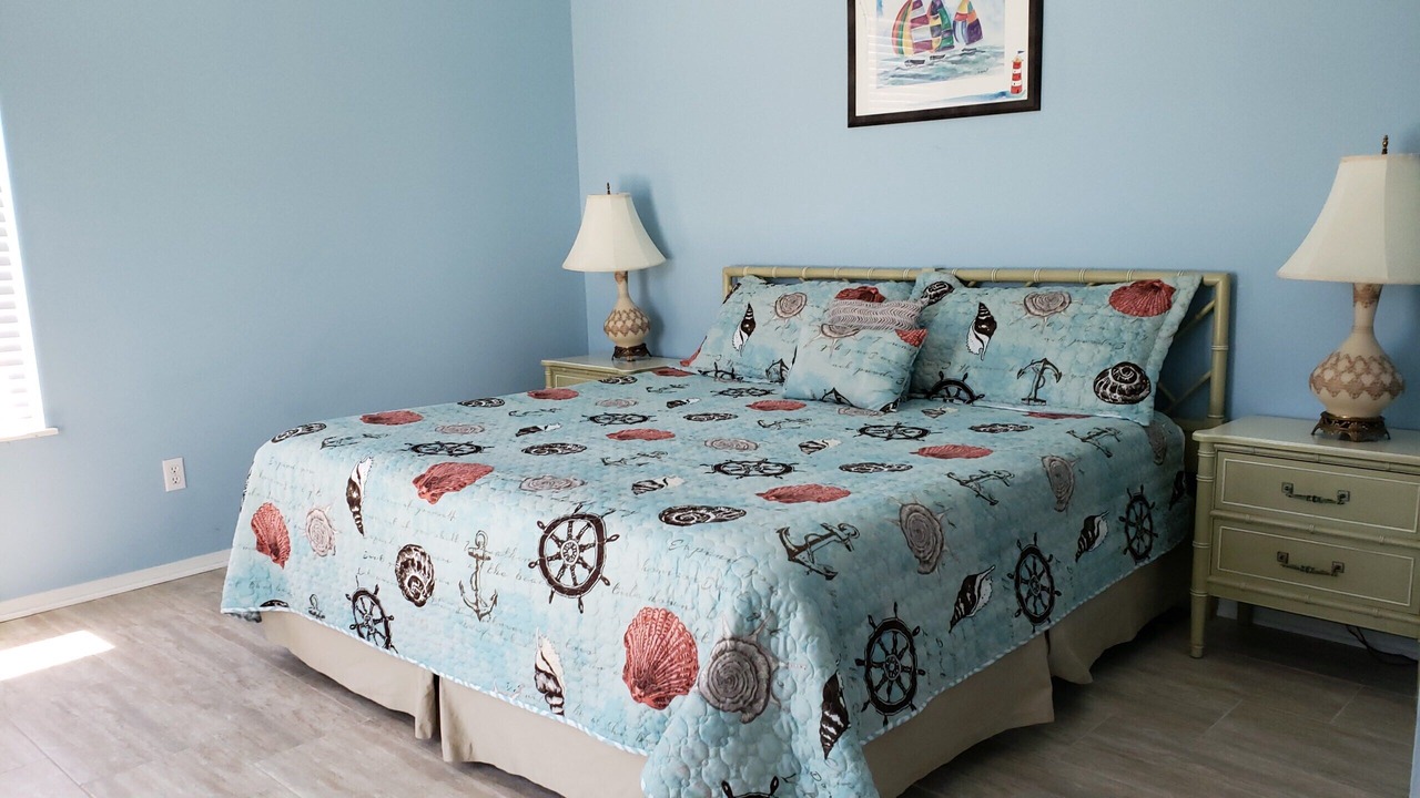 Photo of Bedroom in Navarre Beach
