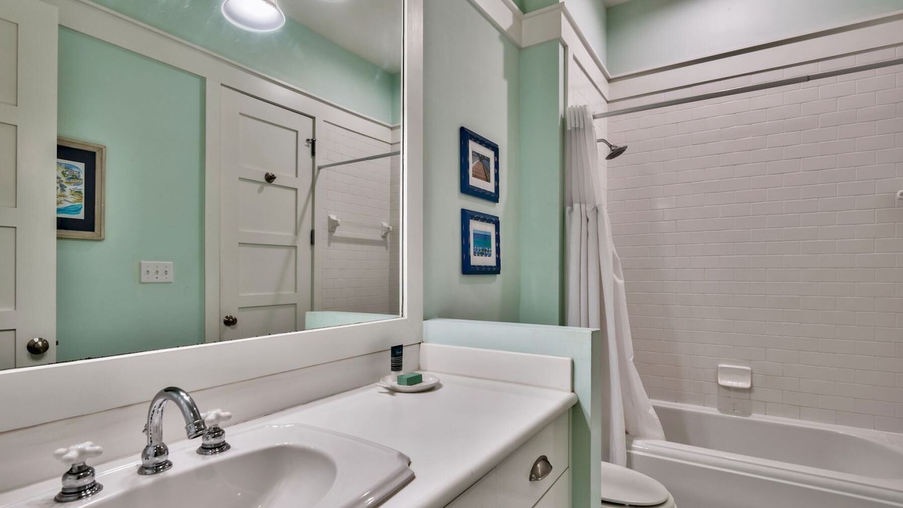 Photo of Bathroom in Cottage District
