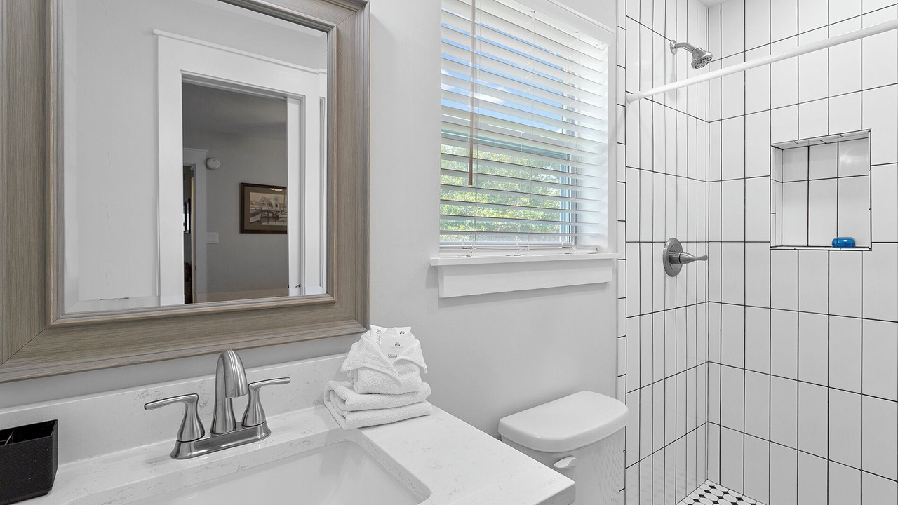 Photo of Bathroom in Gulf Trace