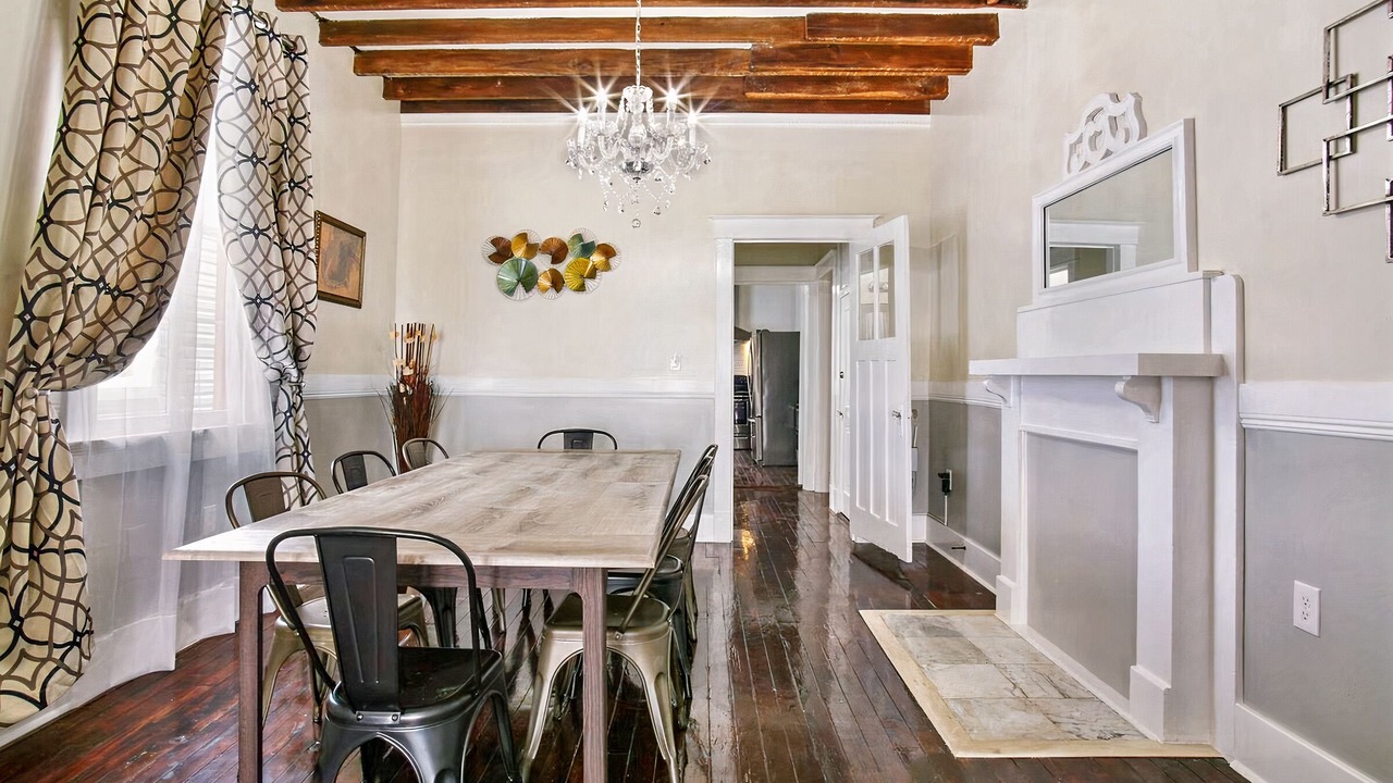 Photo of Bedroom in Mid-City