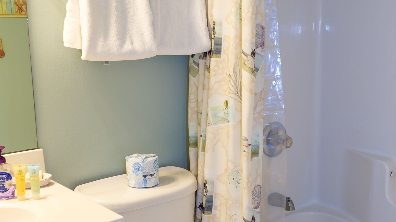 Photo of Bathroom in Gulf Place